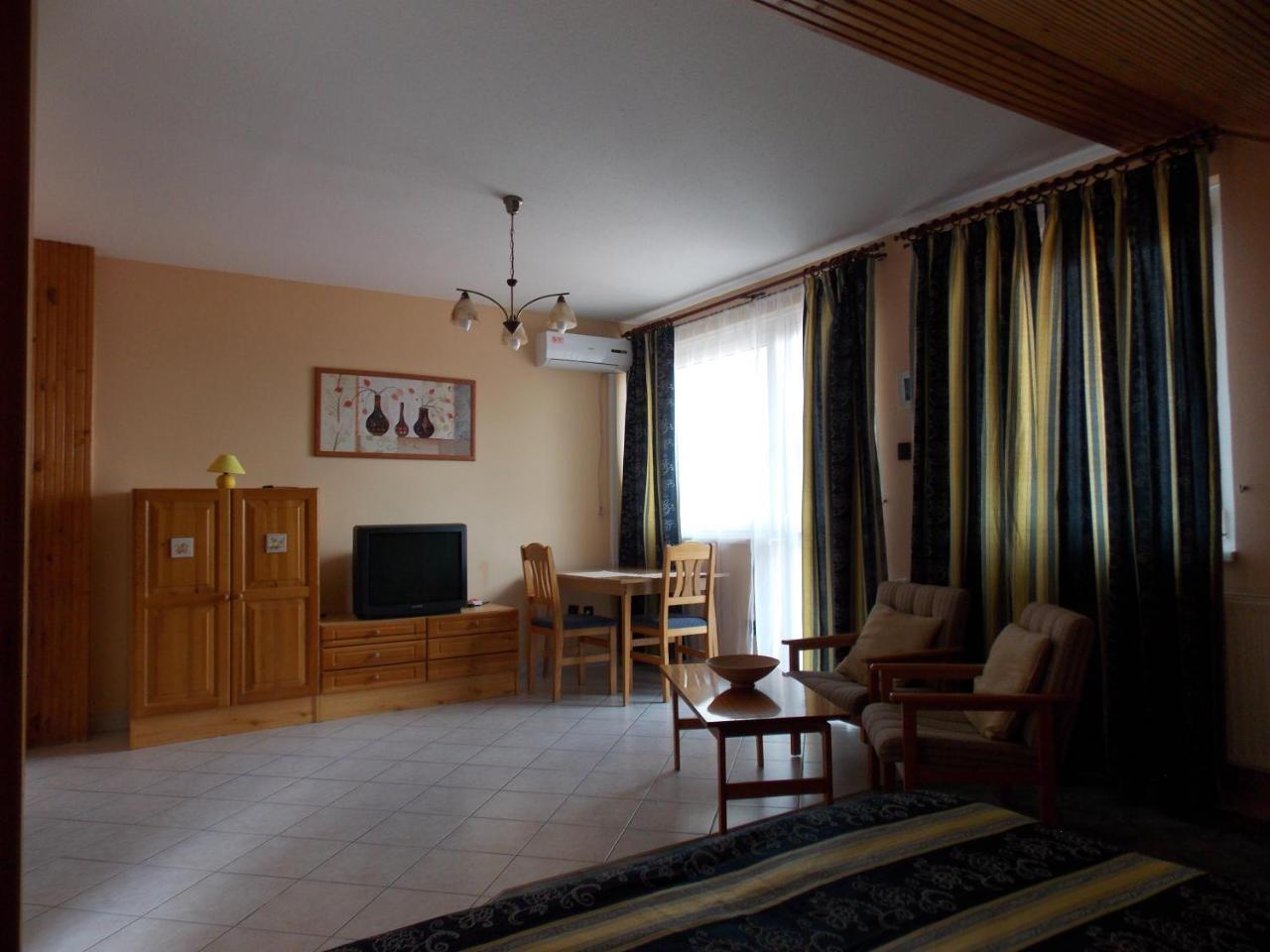 Heviz Therme Apartmenthaus المظهر الخارجي الصورة
